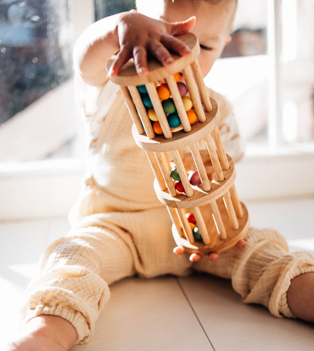 QToys Australia (USA) WOODEN RAIN MAKER