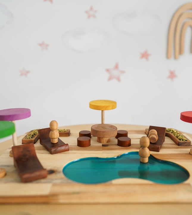 QToys Australia (USA) GNOMES RESORT